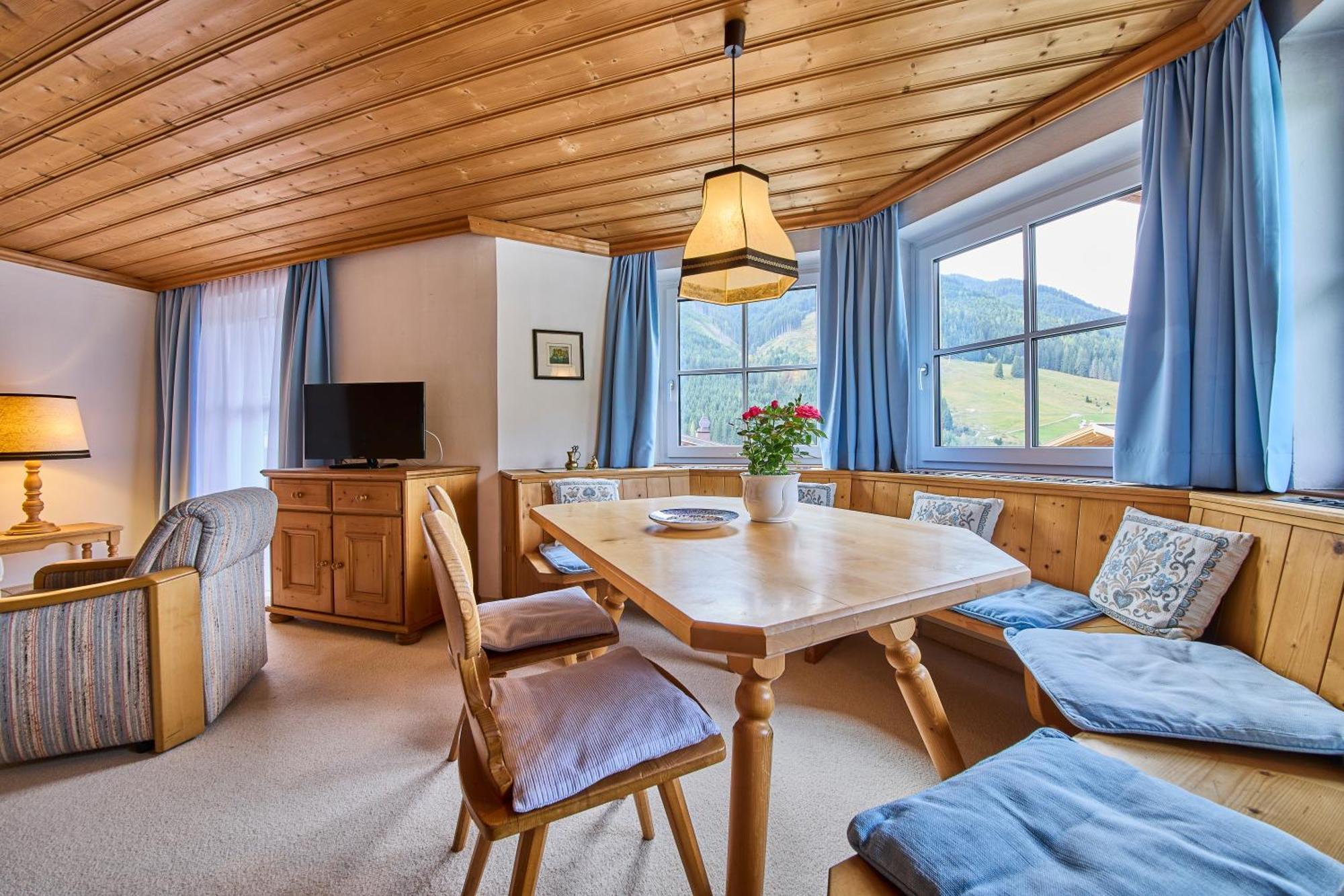 Appartements Bernhofer Saalbach-Hinterglemm Dış mekan fotoğraf